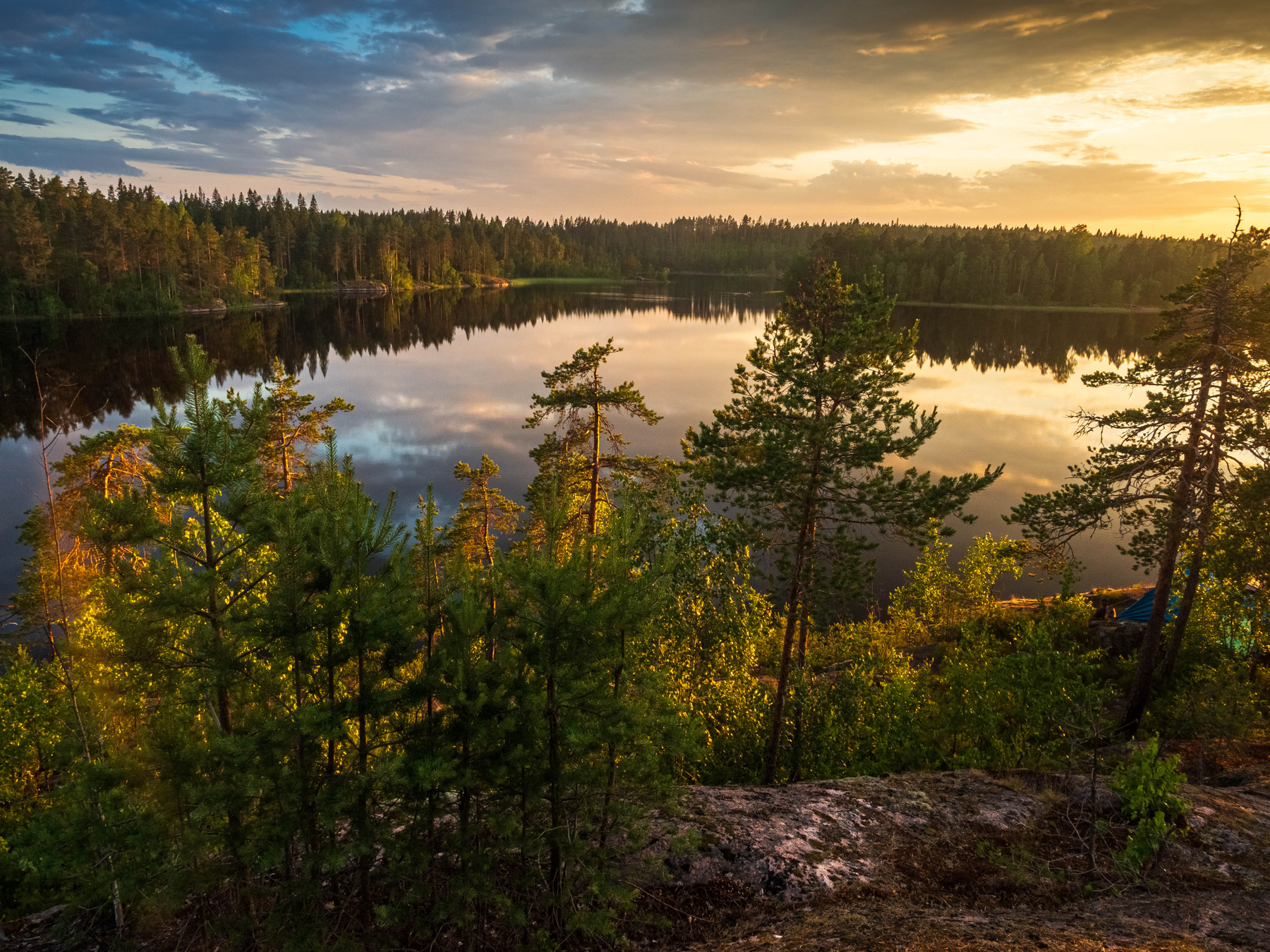Буйство красок пейзаж природа лес фотография путешествие озеро закат