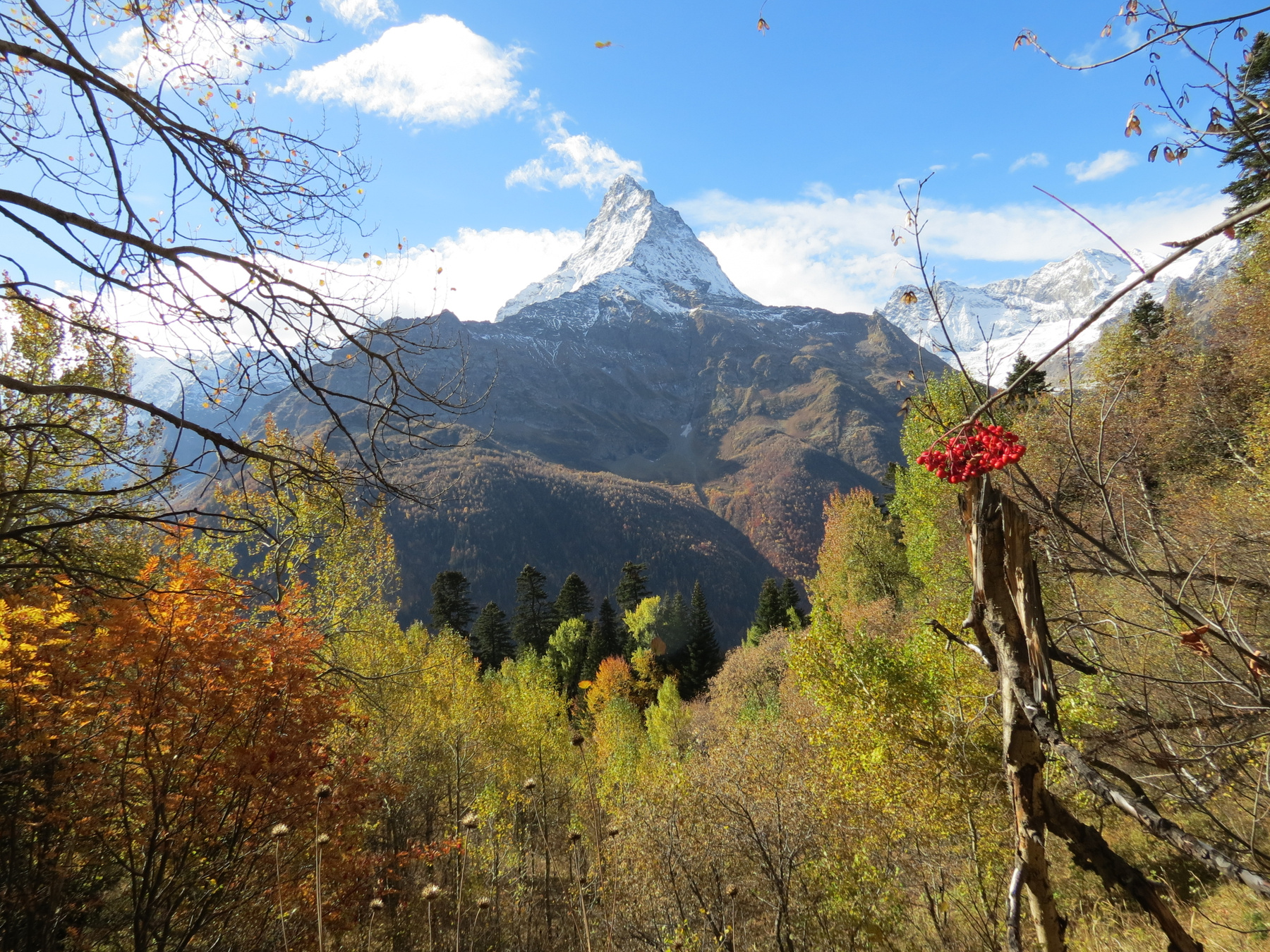 Гора Белала Кая. Кавказ. горы кавказ белалакая пейзаж осень