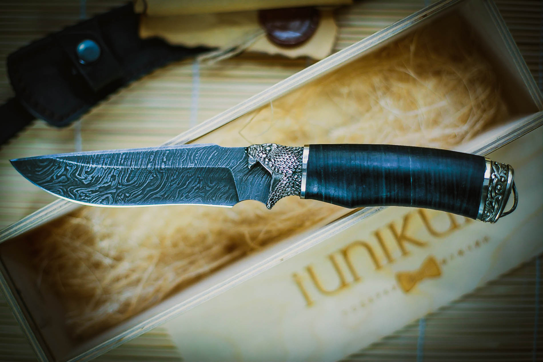 Нож "Кобра" дамасская сталь каталог нож дамасская сталь подарок