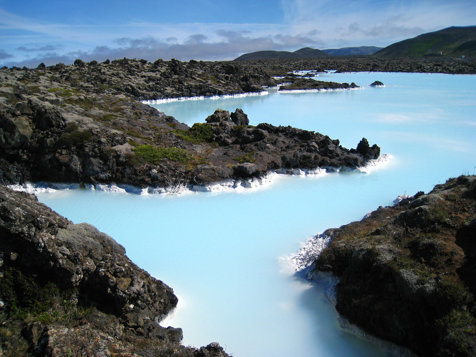 Голубая лагуна. Исландия пейзаж скалы