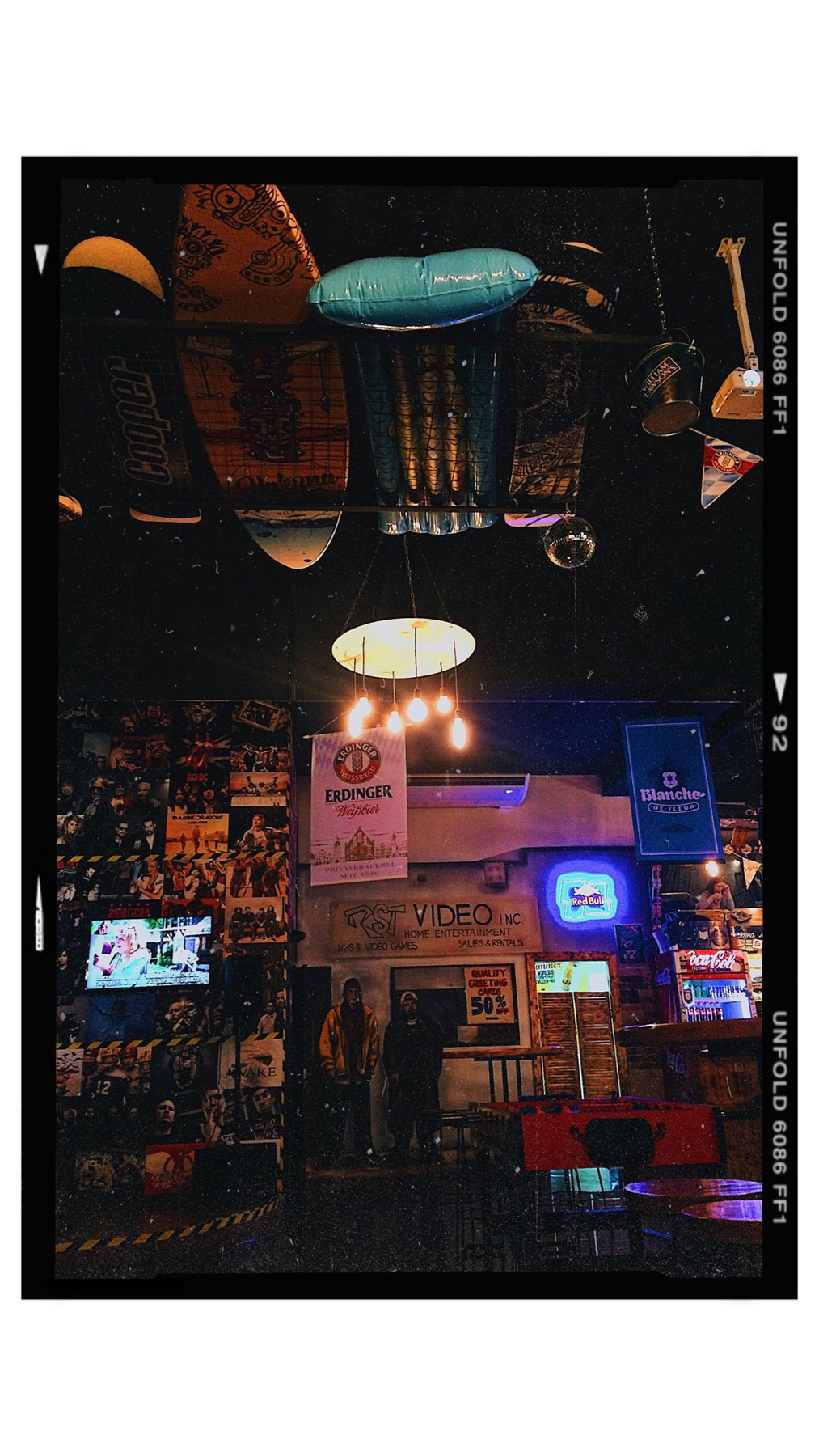 Hakuna Matata Bar Мобильное фото бар заведение рок н ролл фильм