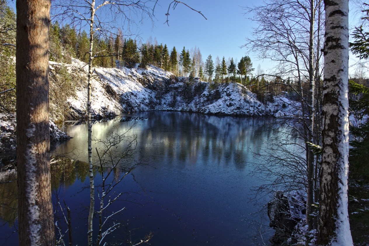 Озеро Монферана карелия рускеала парк
