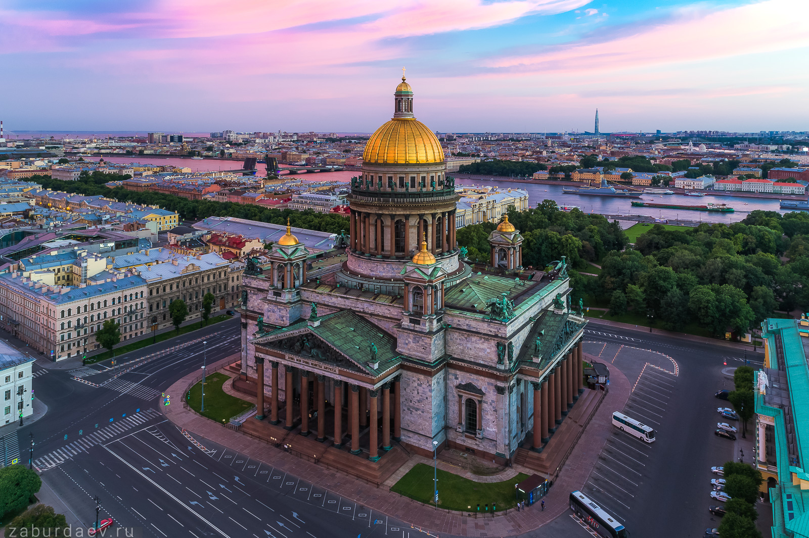 Исаакиевский собор россия петербург утро рассвет лето аэрофотосъемка