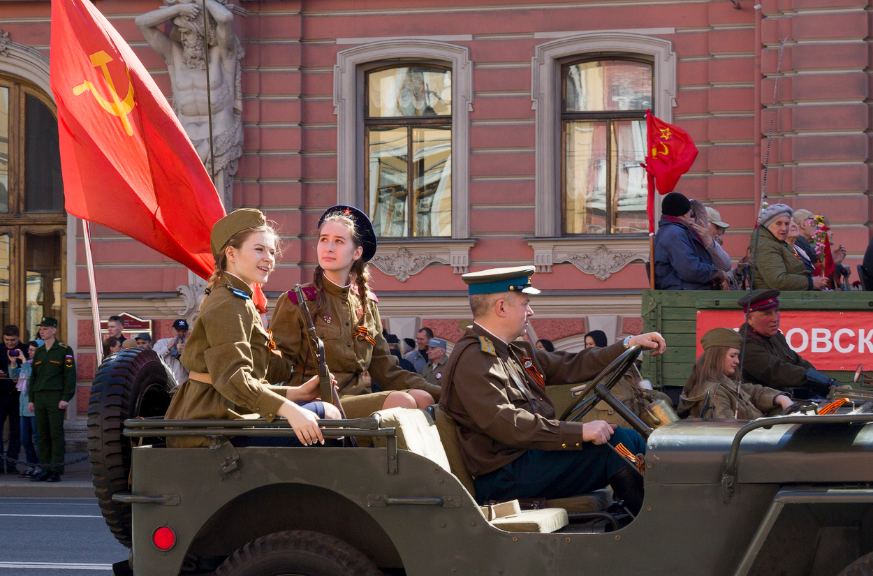 В День Победы на Невском 