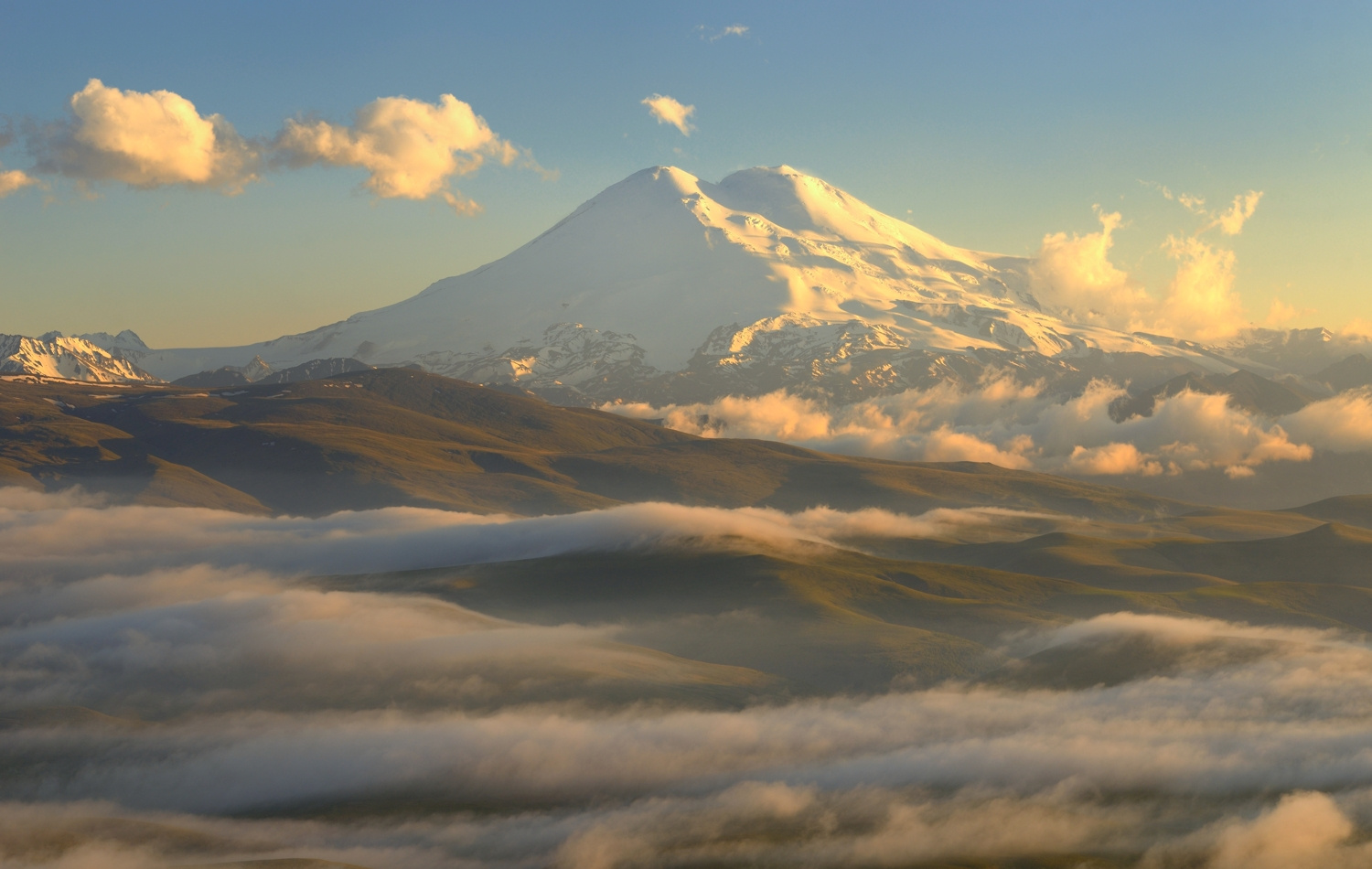 Эльбрус горы Кавказ закат Эльбрус