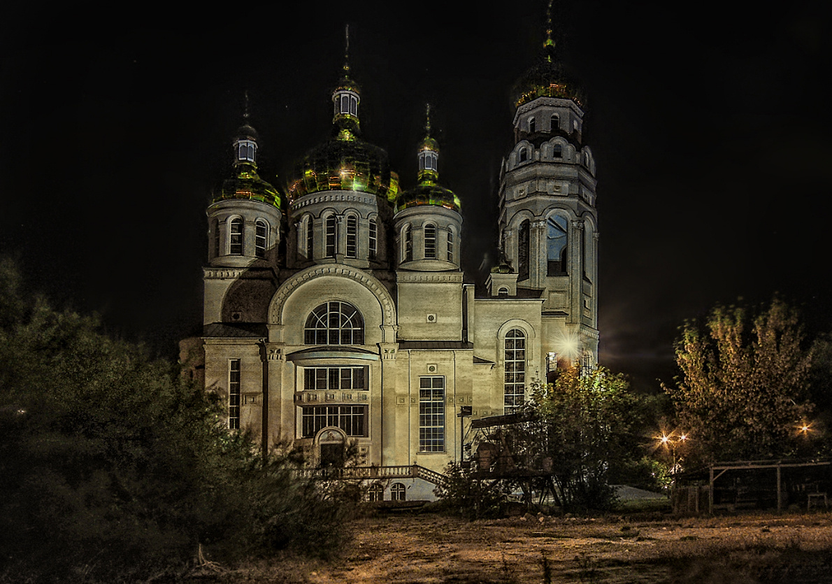***Свято-Андреевский кафедральный собор в г. Новая Каховка 