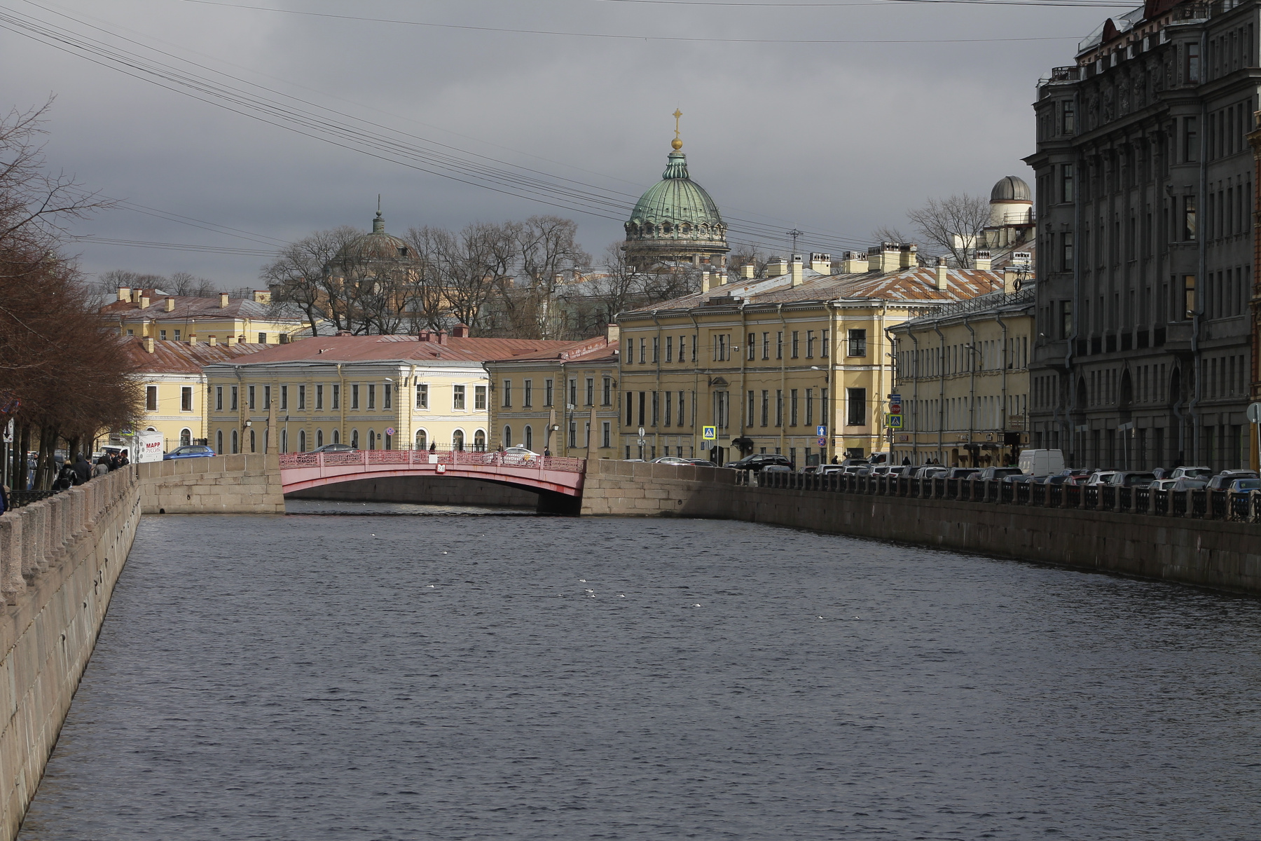 река Мойка/Вид на Красный мост и Казанский Собор (Санкт-Петербург) Санкт-Петербург