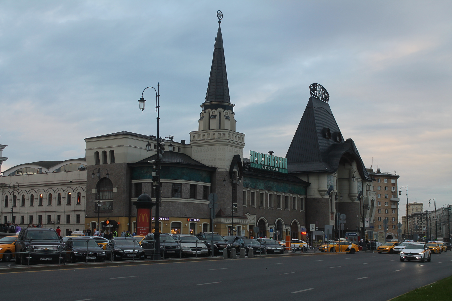 Ярославский вокзал (Комсомольская площадь,5) Москва