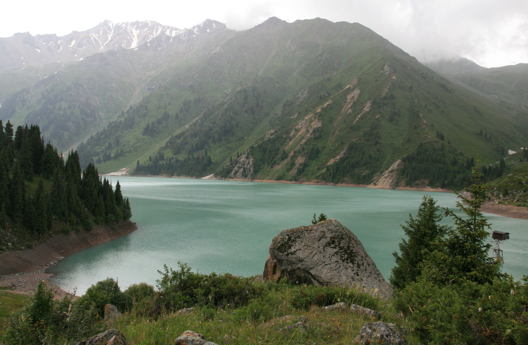 Горное озеро 