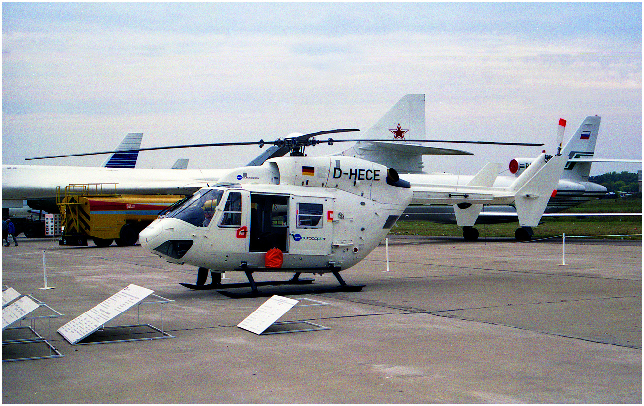 Eurocopter BK-117B-2 Eurocopter BK-117B-2 авиация вертолет стоянка Жуковский 1995