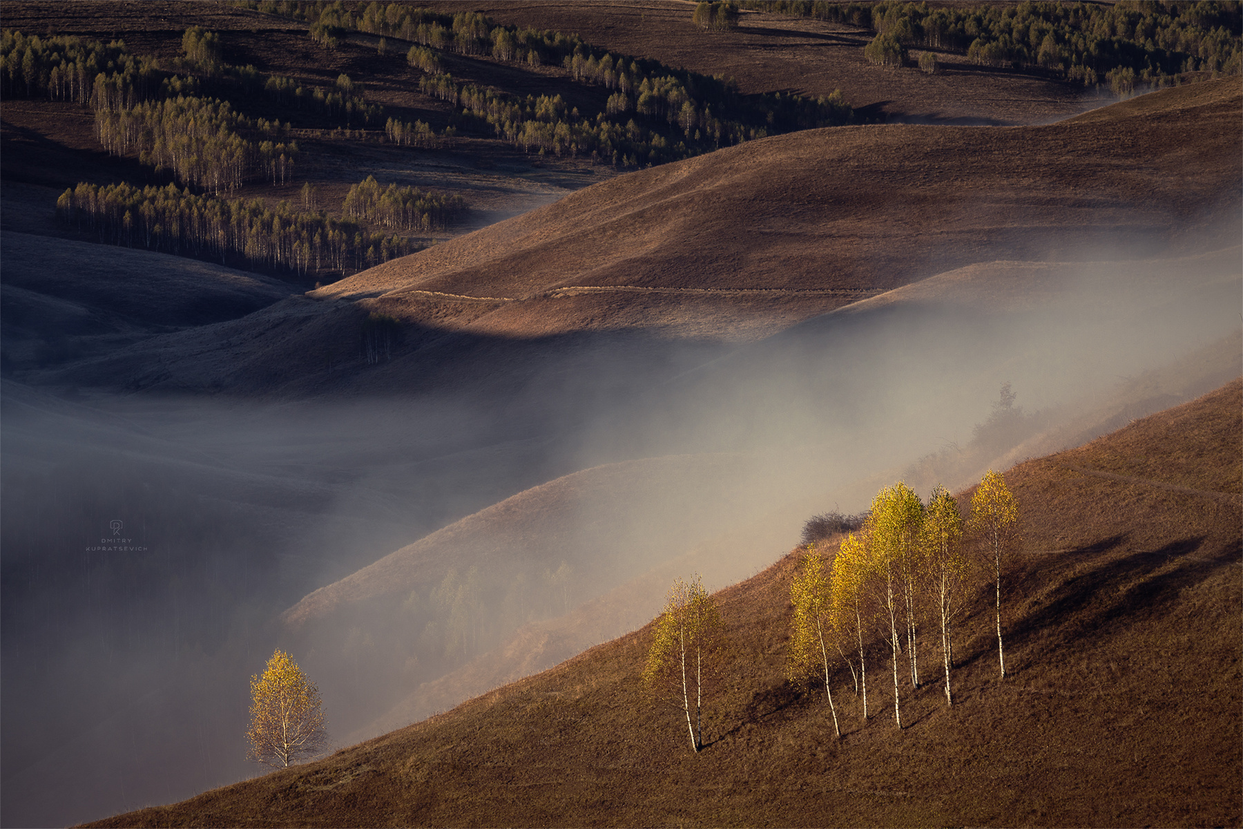 Осенние мотивы румыния утро рассвет стоги карпаты горы Апусени