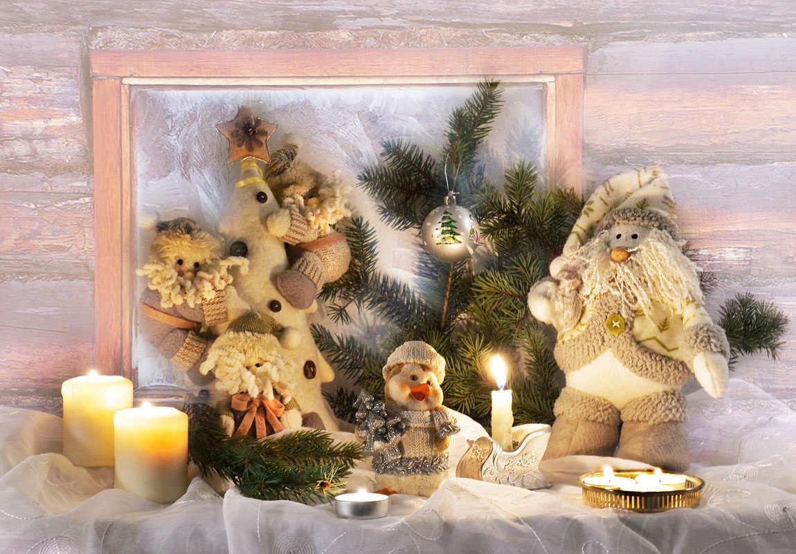 Старый Новый год... январь зима Старый Новый год поздравление ёлка морозное окно свечи подсвечники гномики игрушки праздник