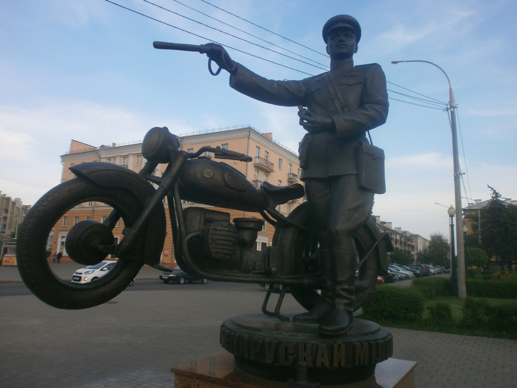 Памятник 100 лет Белорусской милиции 2017 г. Гомель. Гомель