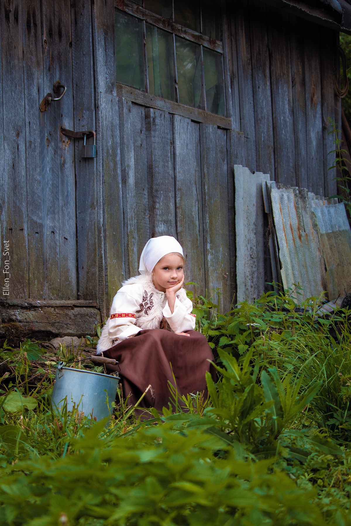 *** дети дорога деревня детское фото деревенская девочка крестьянка крыльцо