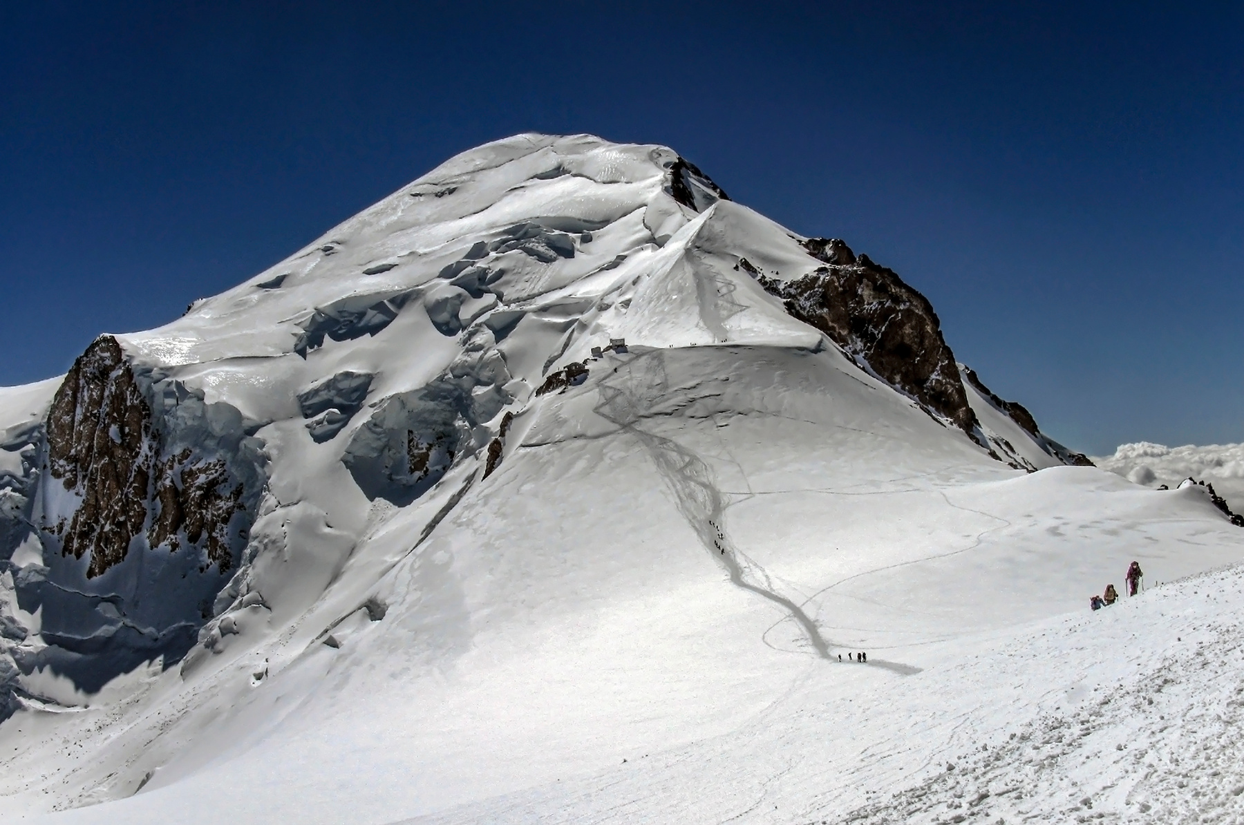 Mont Blanc (4807m). 