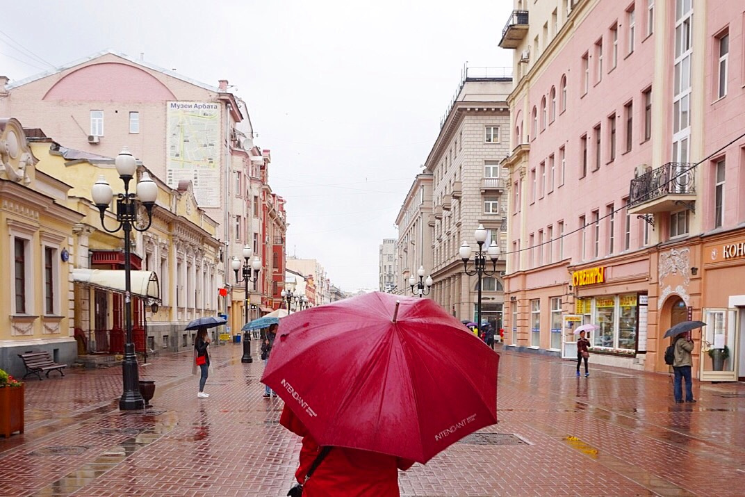 Walking woman under the rain at Arbat Street Зонтик Арбат город дождь Москва
