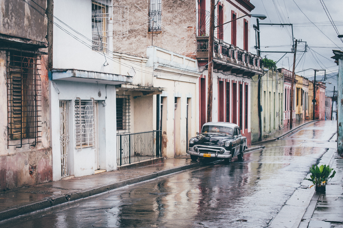 После дождя Куба Сантьяго-де-Куба олдтаймер
