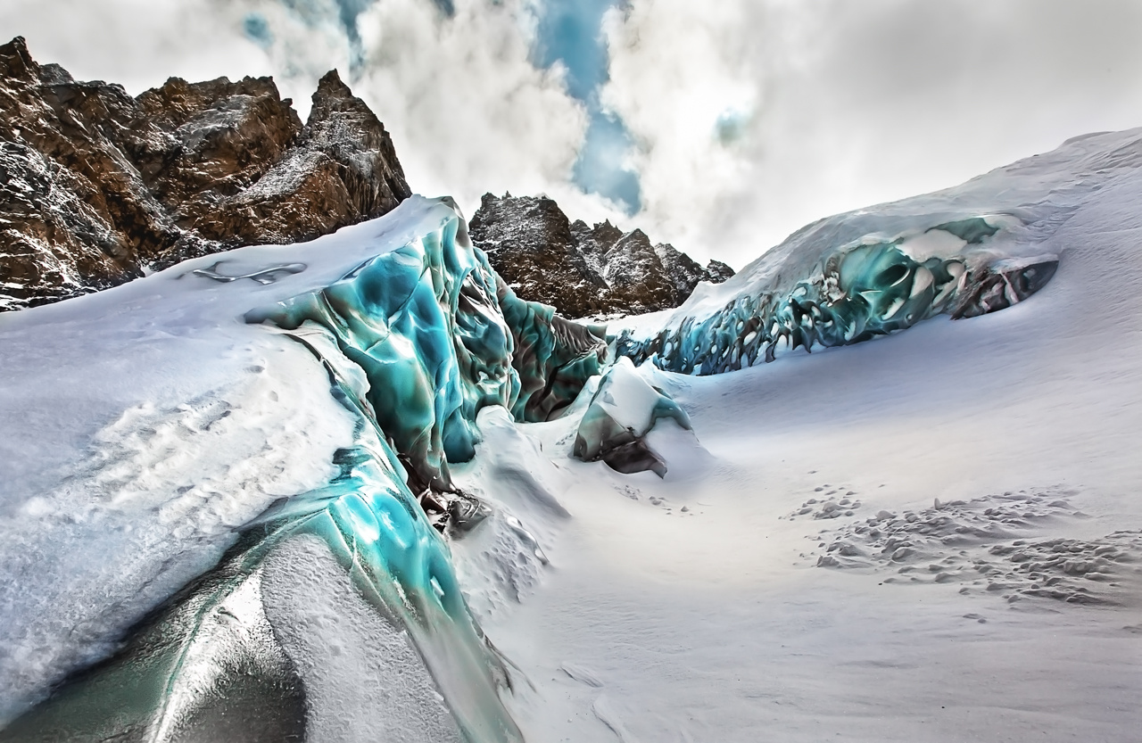 Ледник на перевале ВЦСПС Кавказ ледник ВЦСПС голубой лед перевал приэльбруслье горы альпинизм восхождение