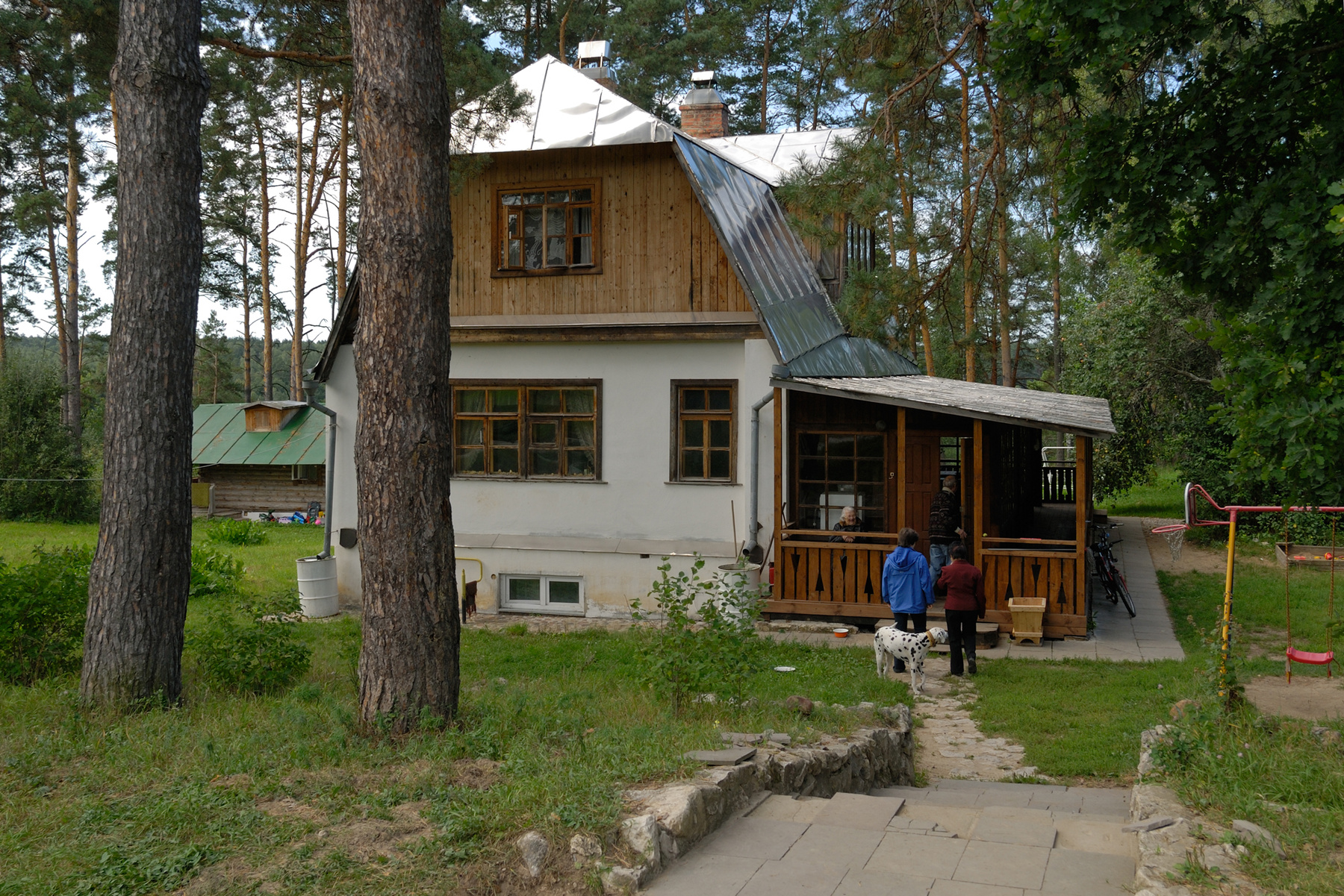 Дом садовника Россия Тульская область Поленово усадьба лето