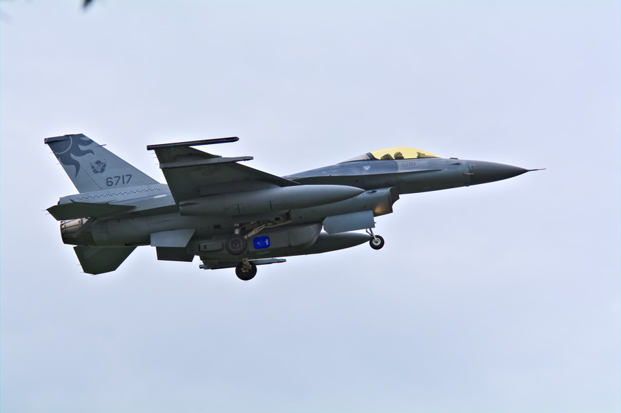 F-16 block 20 with TAR/MRP 
