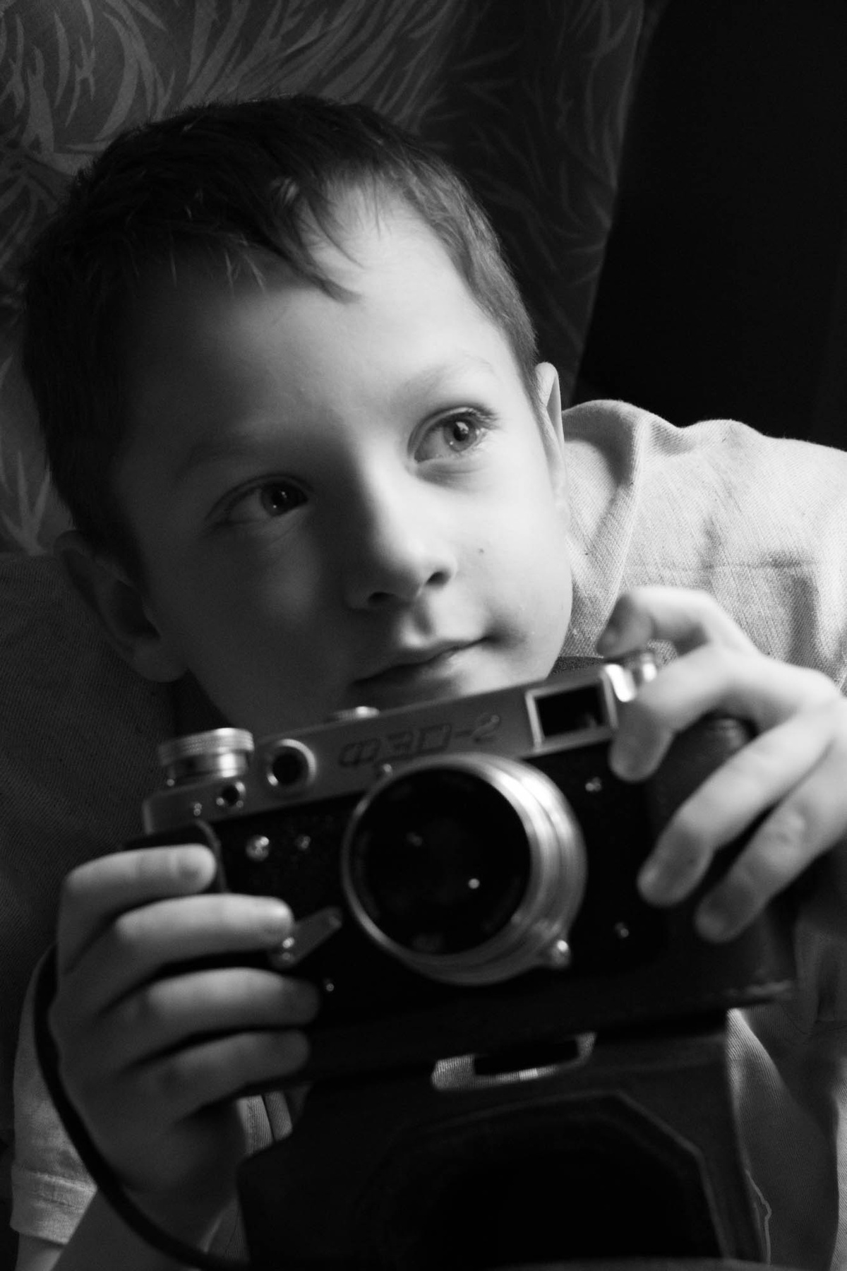 мой сын ребенок мальчик фотоаппарат