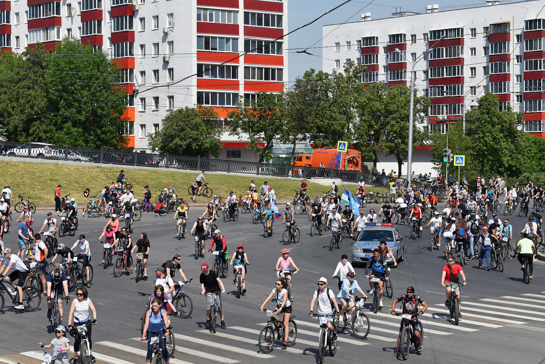 Велонашествие 2021 город улица велосипедисты