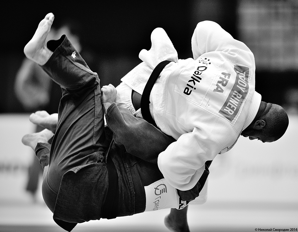 «Победный бросок Тедди Риннера» фотографНиколайСмородин Nikon sekonic worldjudo2014 teddyriner