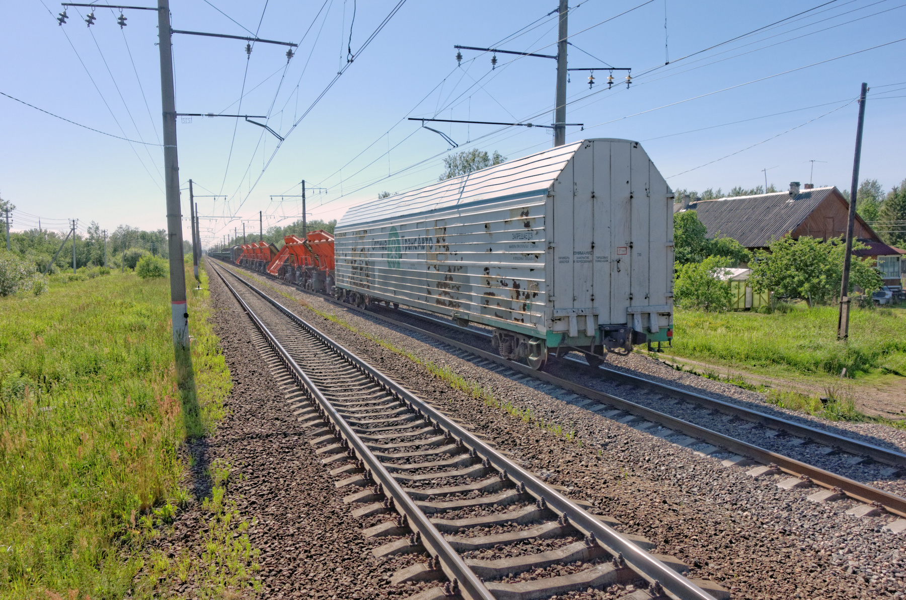 Поезд идёт от Волховстроя на Мгу Апраксин железная_дорога поезд вагон