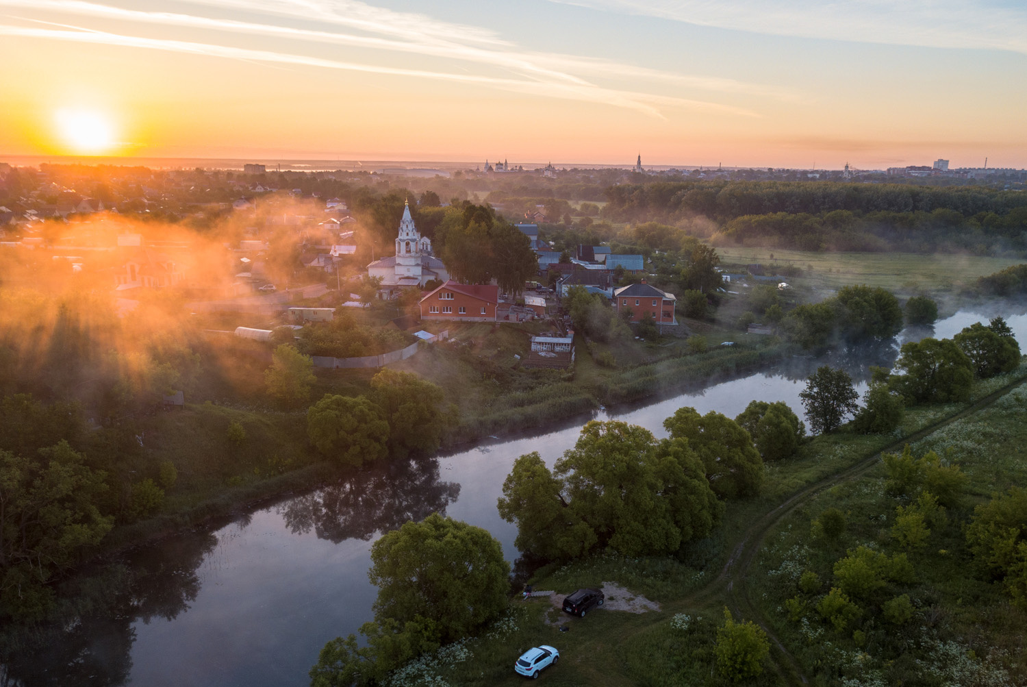 Рассвет на реке Коломенка Коломна церковь река