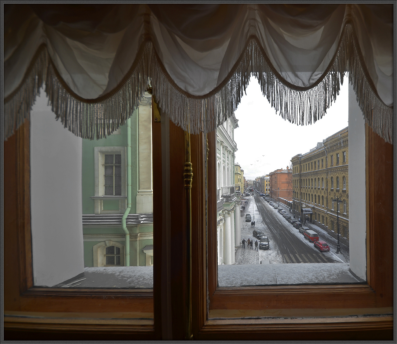 окно зимнего дворца