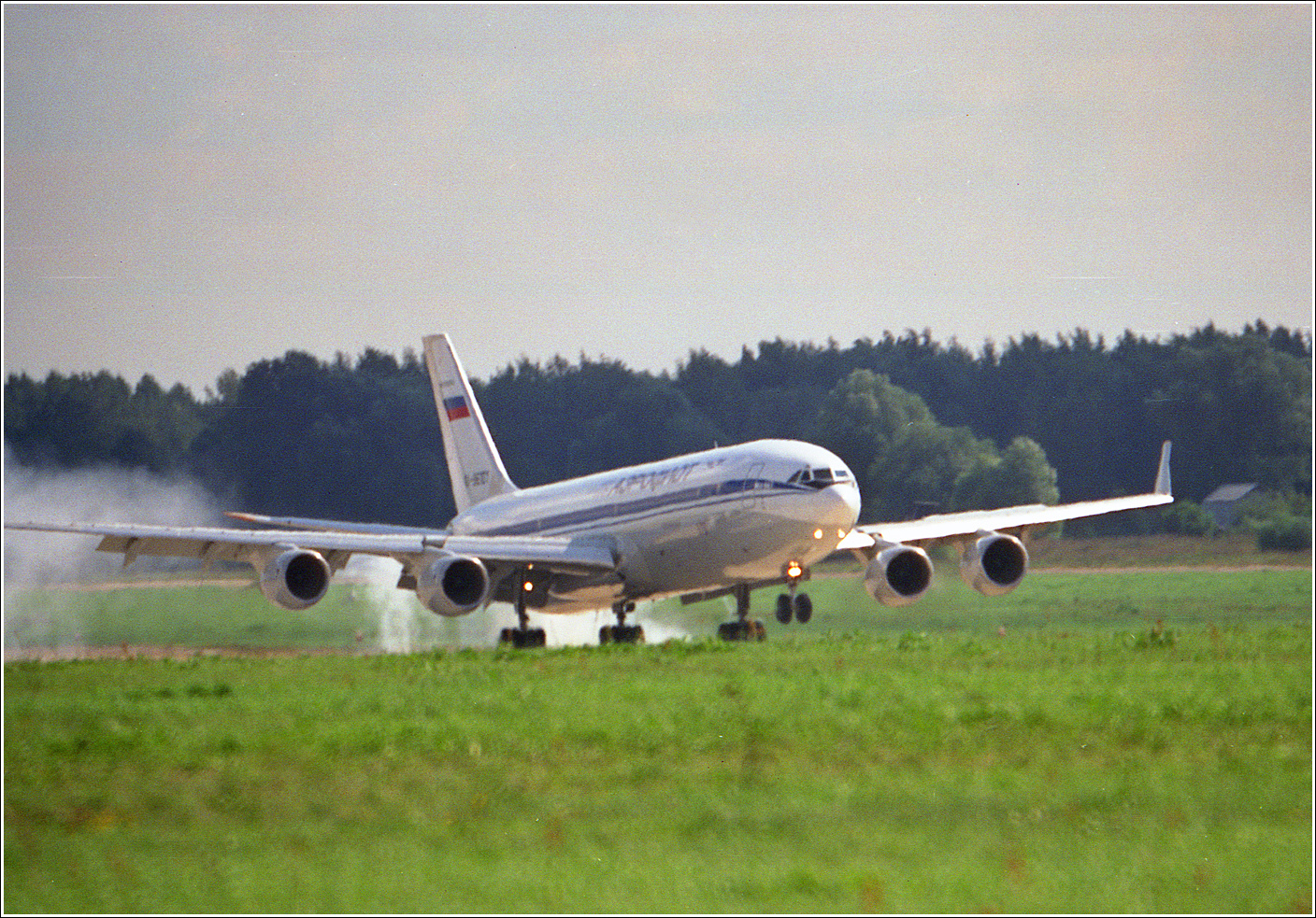 Ил-96 1999 год Ил-96Т авиация самолет полет посадка Жуковский МАКС 1999
