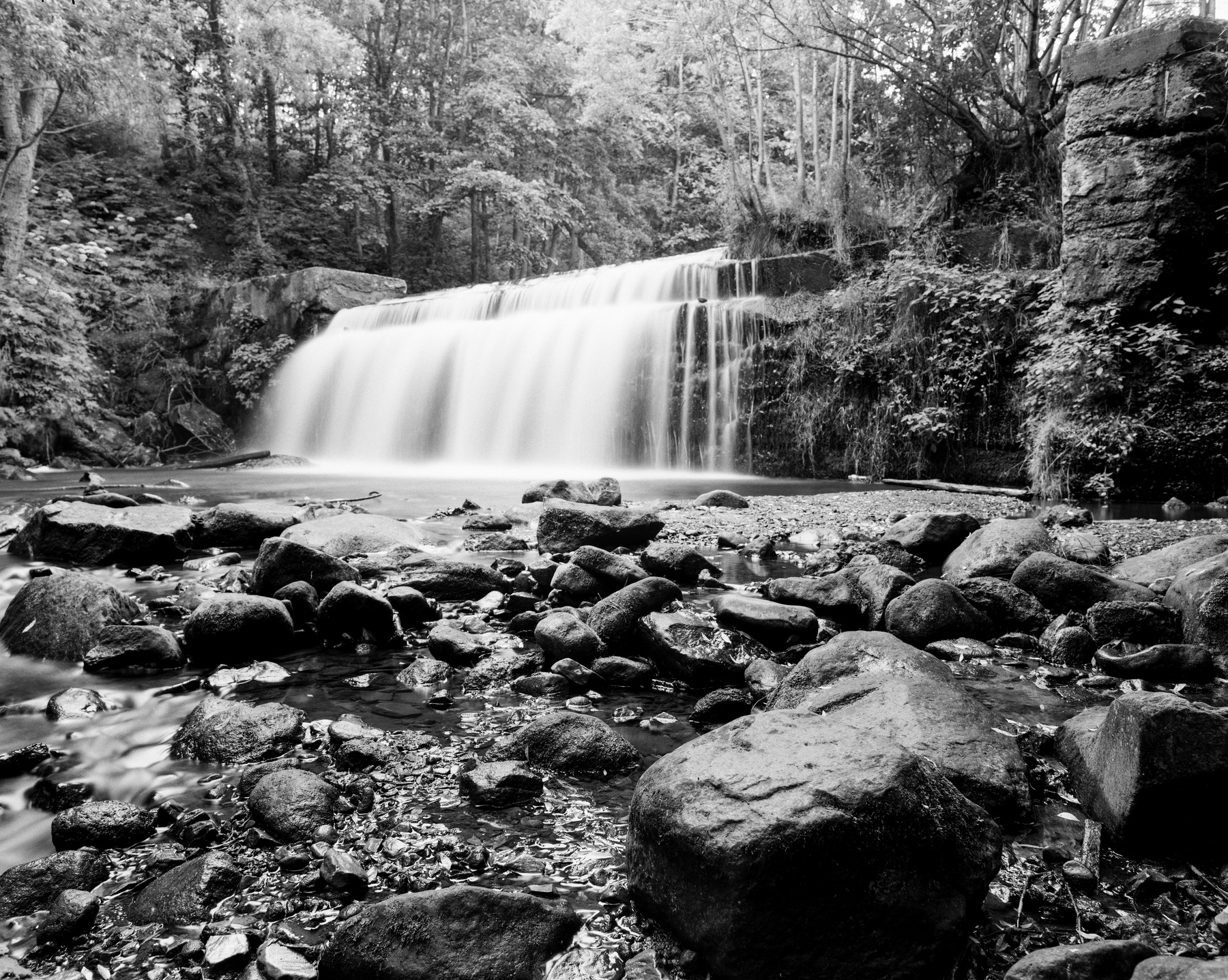 Водопад Кирпичный камчатка водопад плёнка analog analogphotography analogfilm analogphoto kamchatkaphoto kamchatka 120mm