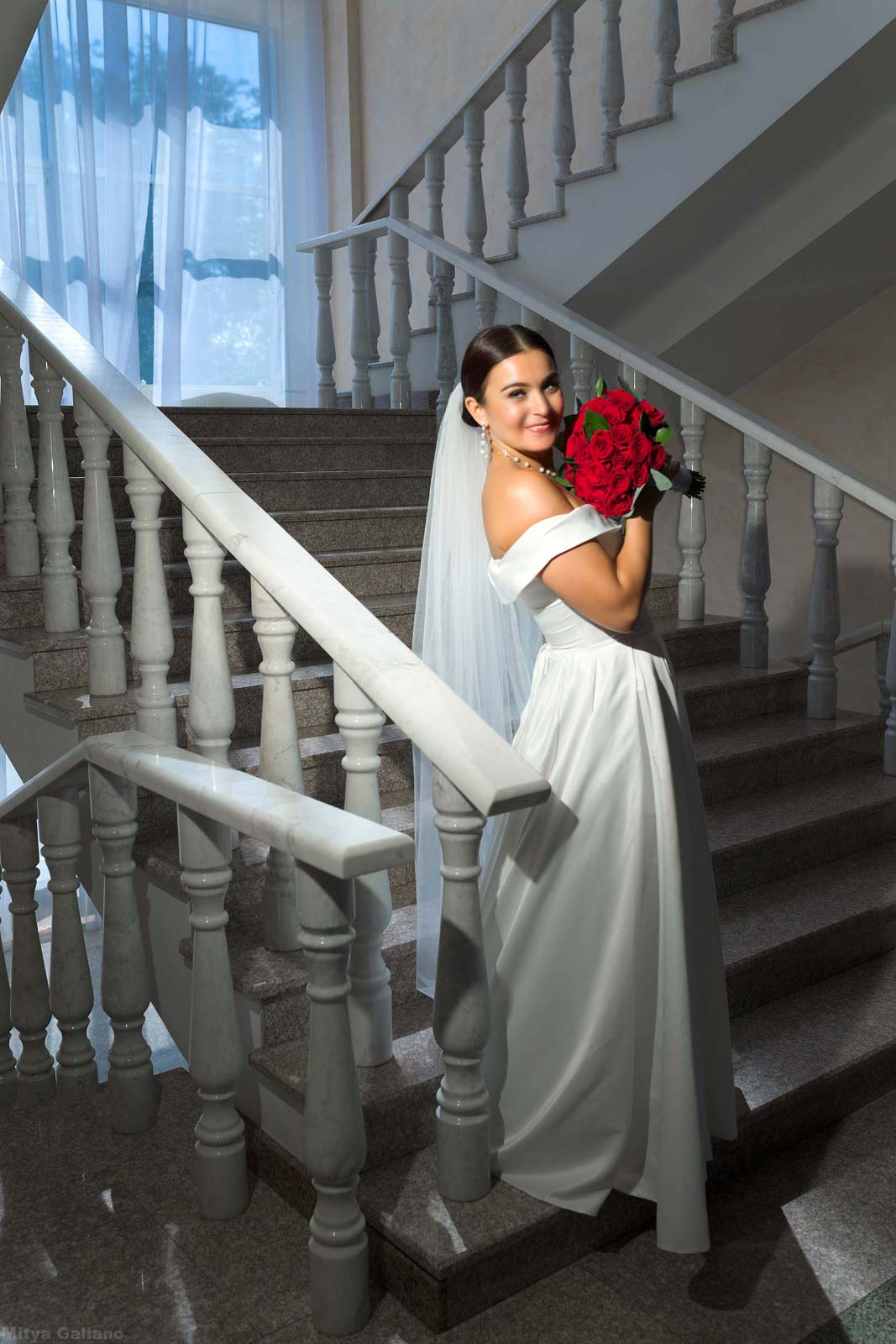 В ЗАГС mityagaliano mityagalianophotographer wedding beautifulbride weddingdress weddingphoto weddingphotographer невеста свадебныйфотограф mityagalianoweddingphotographer фотографбелгород фотографмосква фотографкурск фотографпитер mityagalianoфотографбелгород