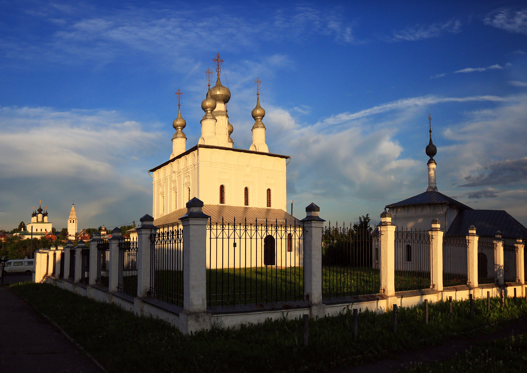 Вечер в Суздале Суздаль Петропавловская церковь