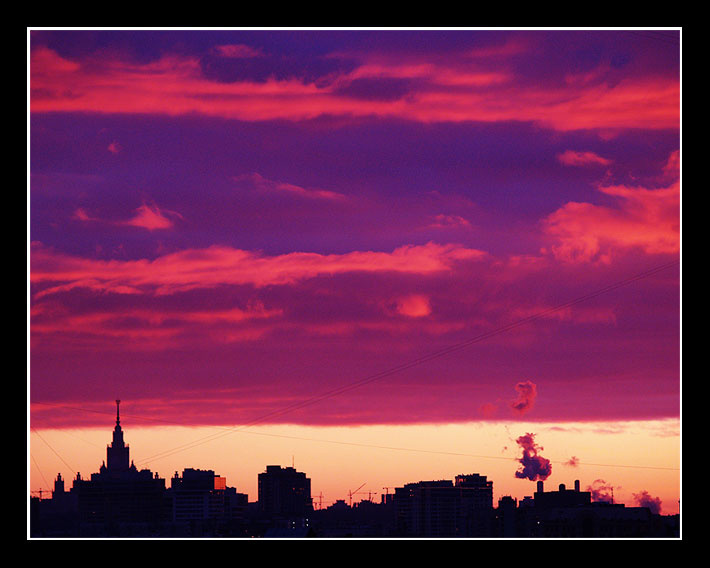 Силуэты города вечер закат Москва