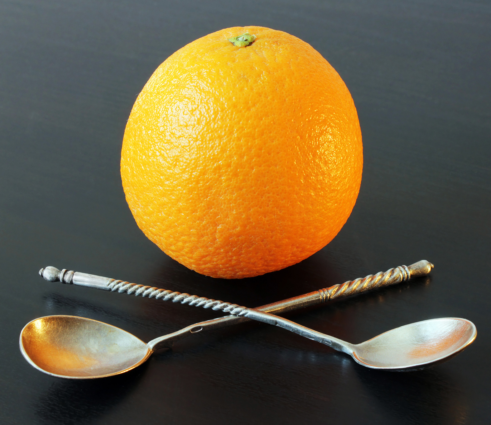 Oranges Strike Back ложка апельсин поп-арт