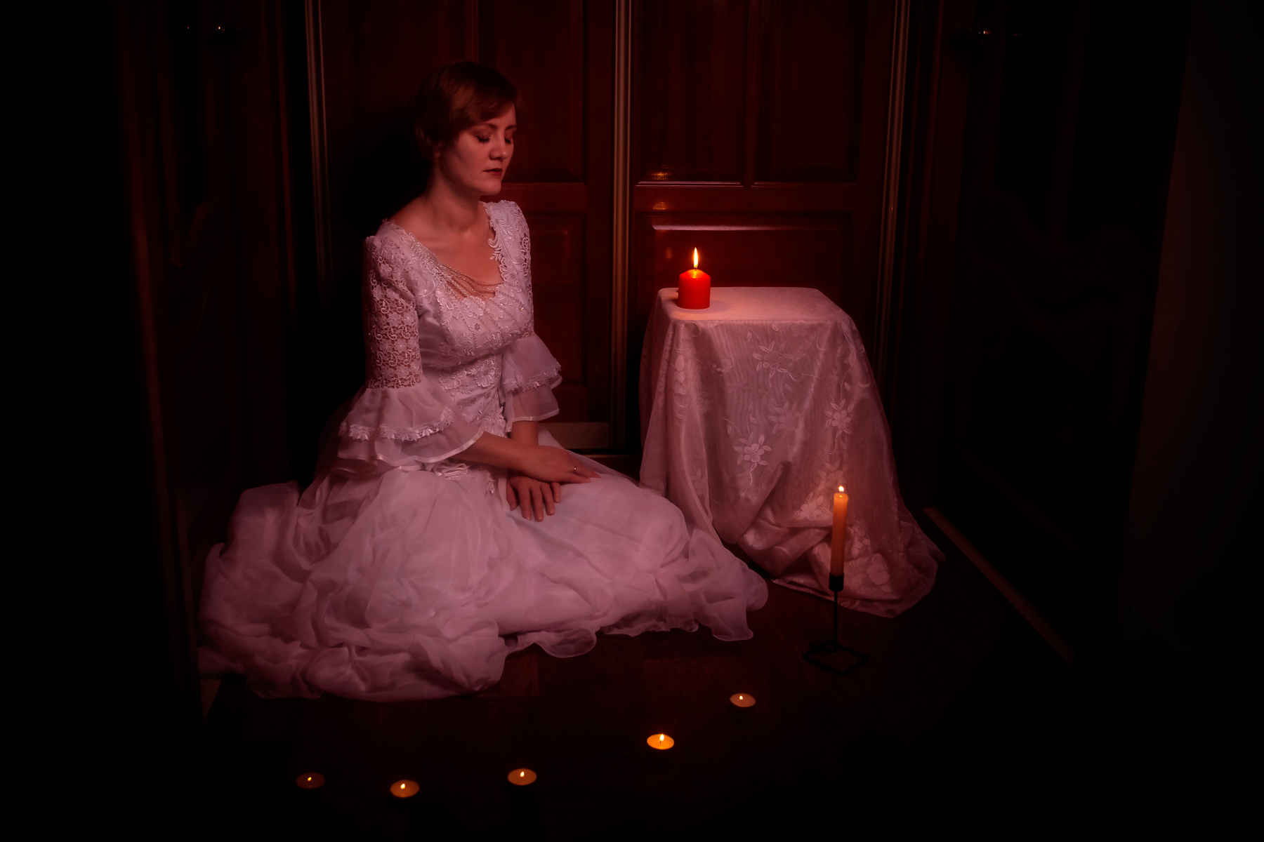*** жена невеста свадьба платье свечи темнота