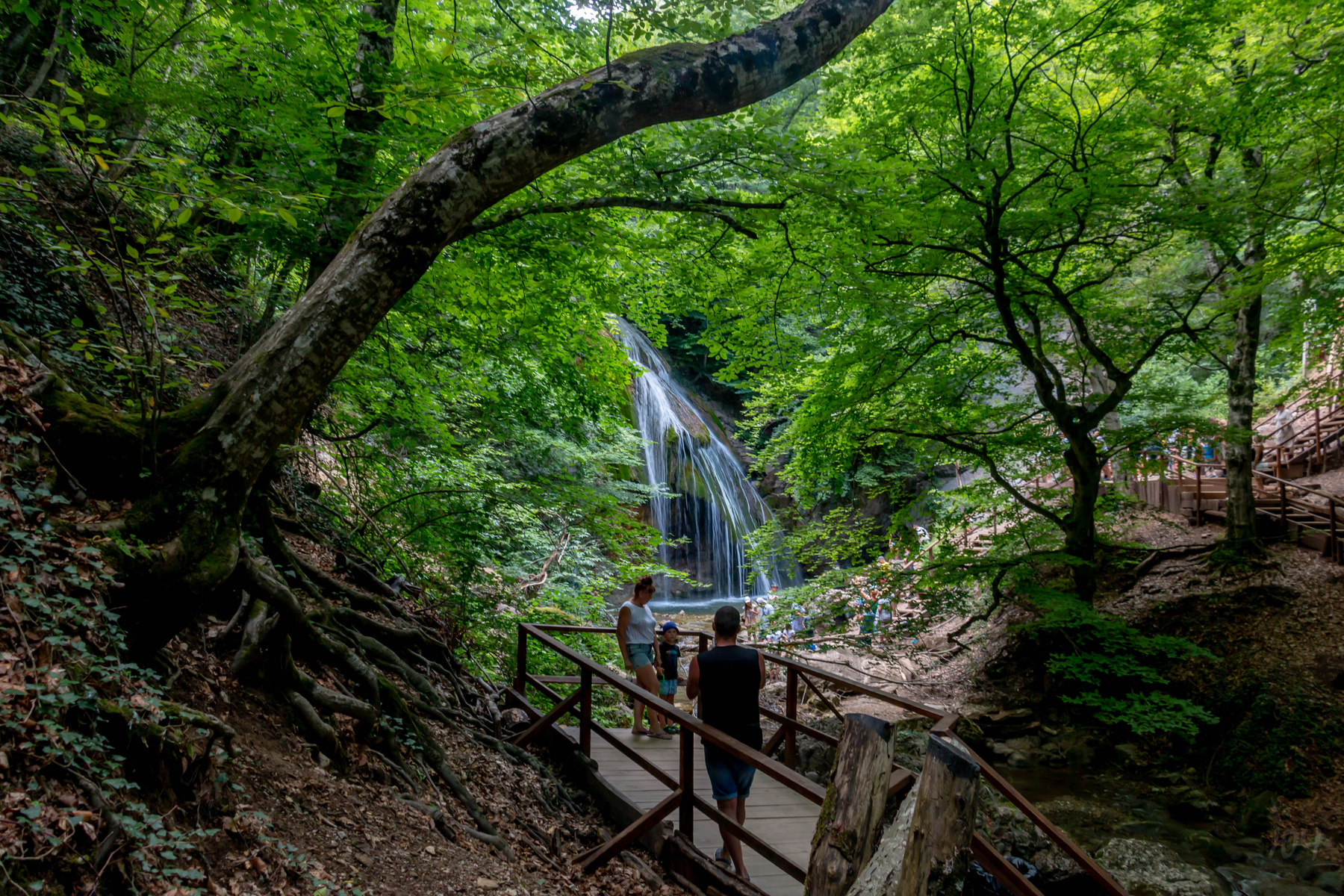 Водопад  Джур-Джур Крым горы туризм водопад лес