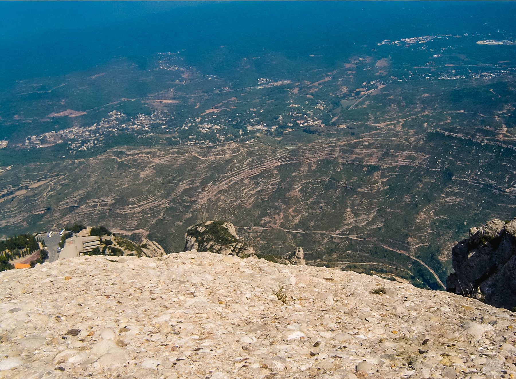 Вид с горы Монсеррат, Испания (09.09.2004) 