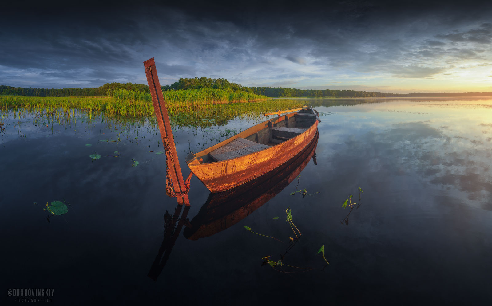 Воймежное Озеро Врймежное лодка закат