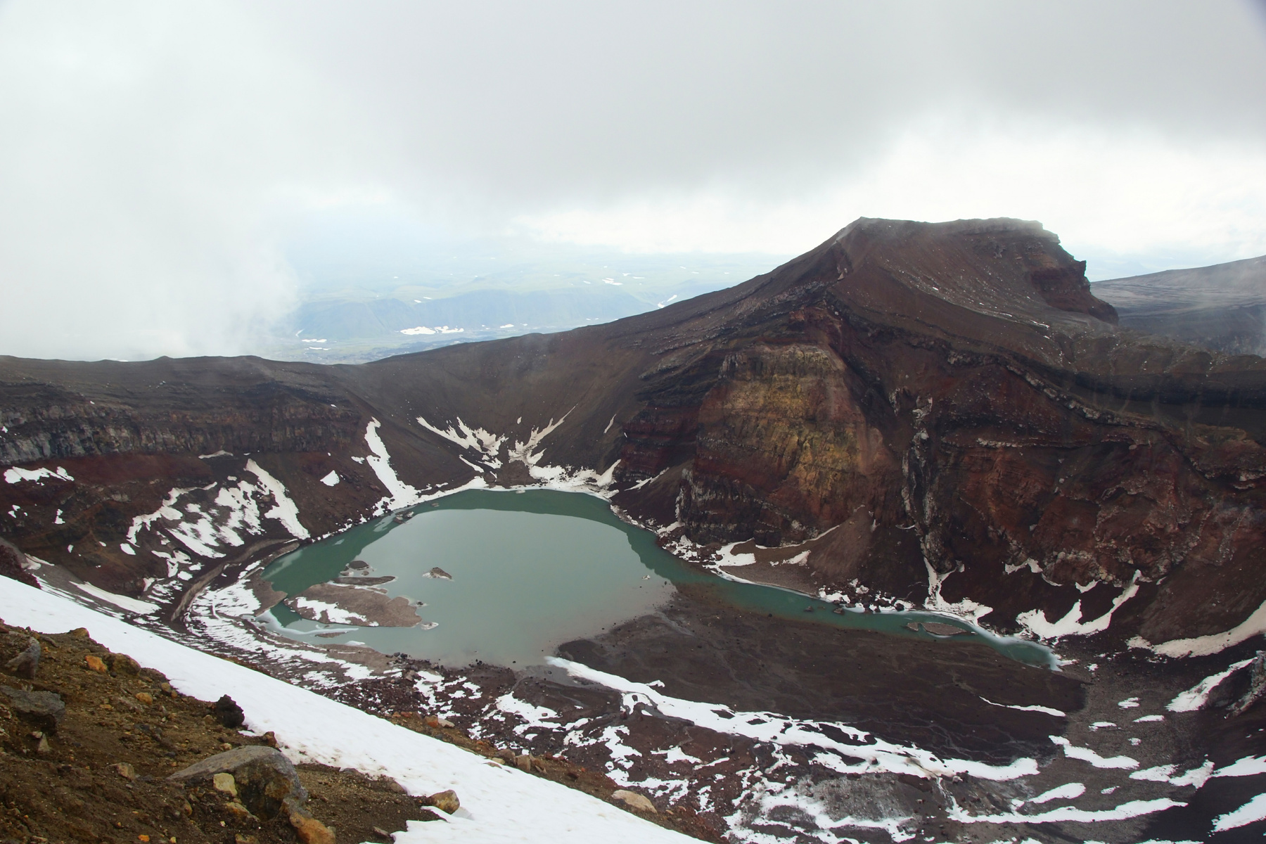Вулкан Горелый горы пейзаж камчатка природа вулкан кратер озеро