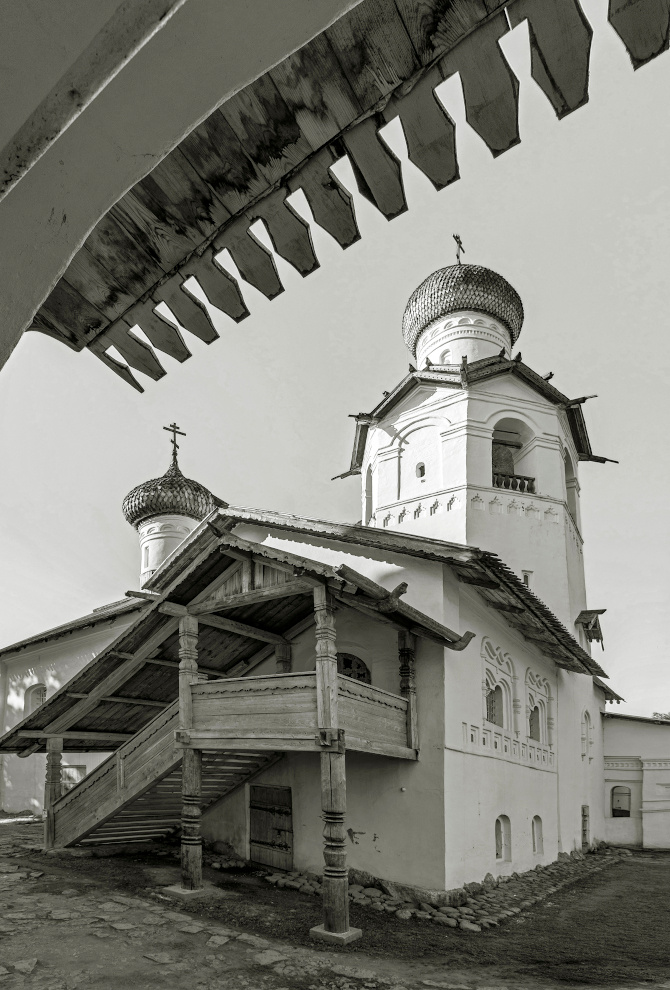 Старорусский Преображенский монастырь 