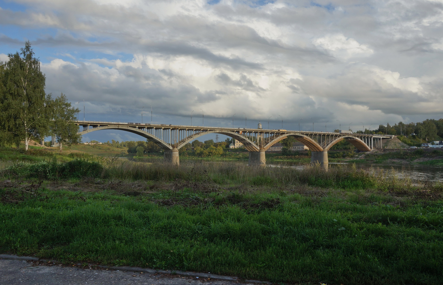 Пейзаж с мостом 