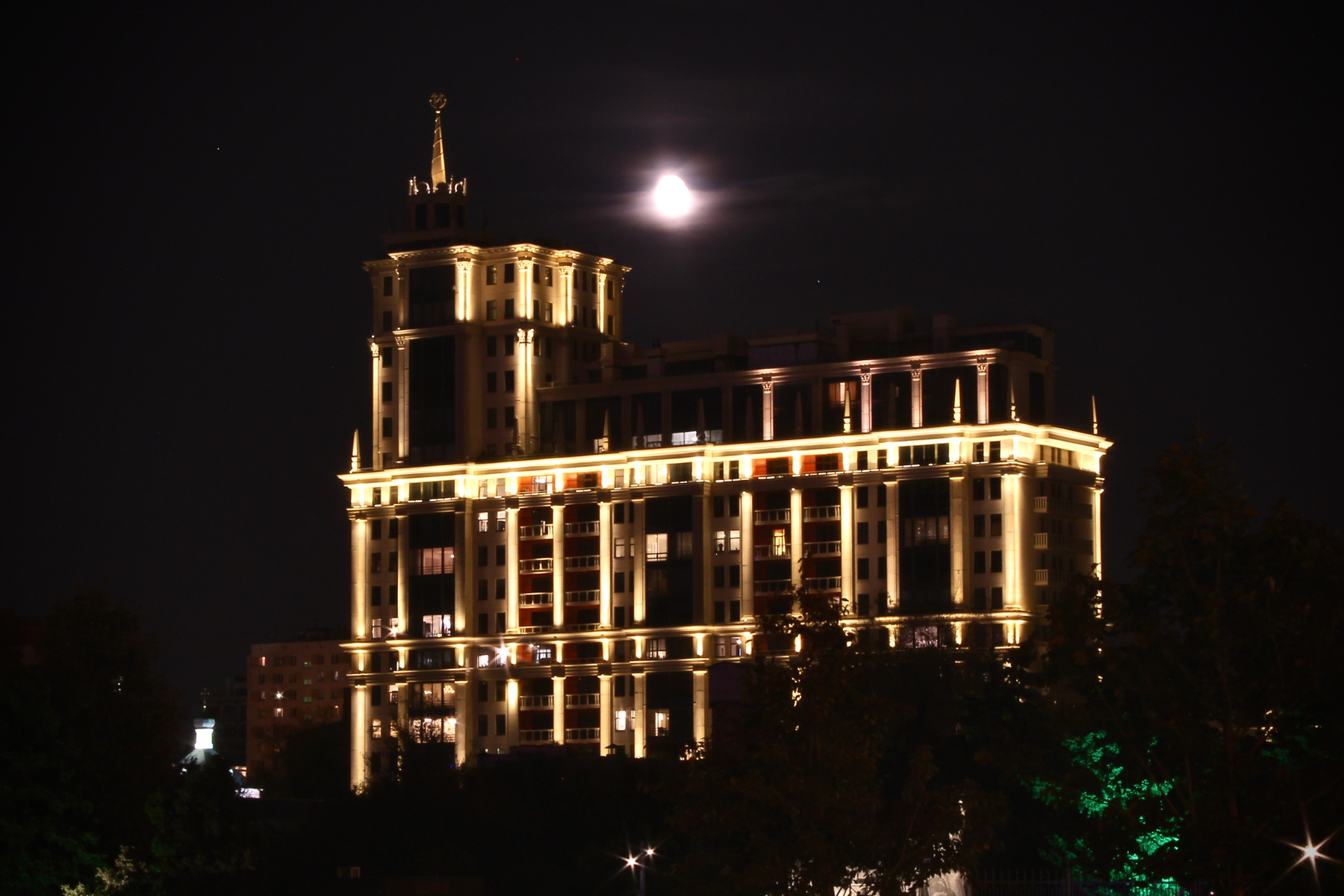Москва, ночь, луна москва ночь луна