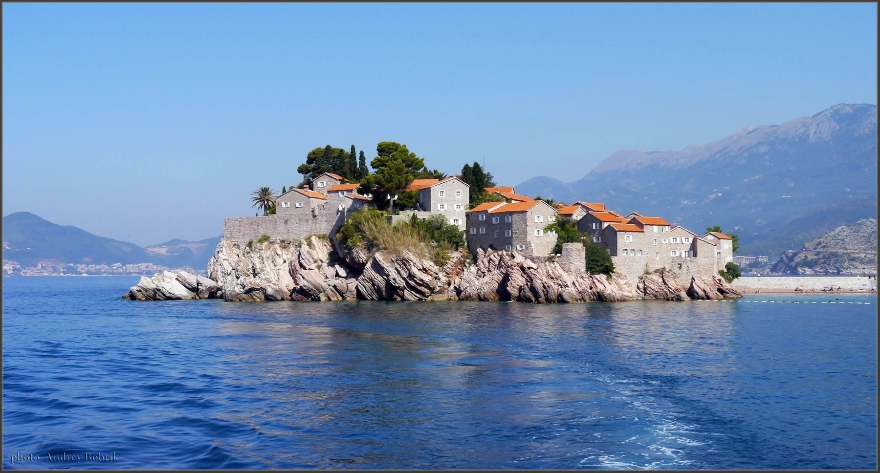 Святой Стефан, вид с моря Черногория остров Святой Стефан море дома