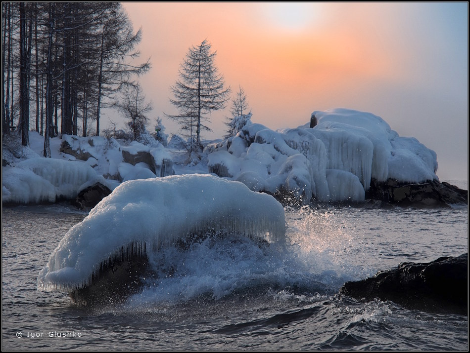 Студеный всплеск Байкал сокуи лед зима рассвет закат льдины отражение