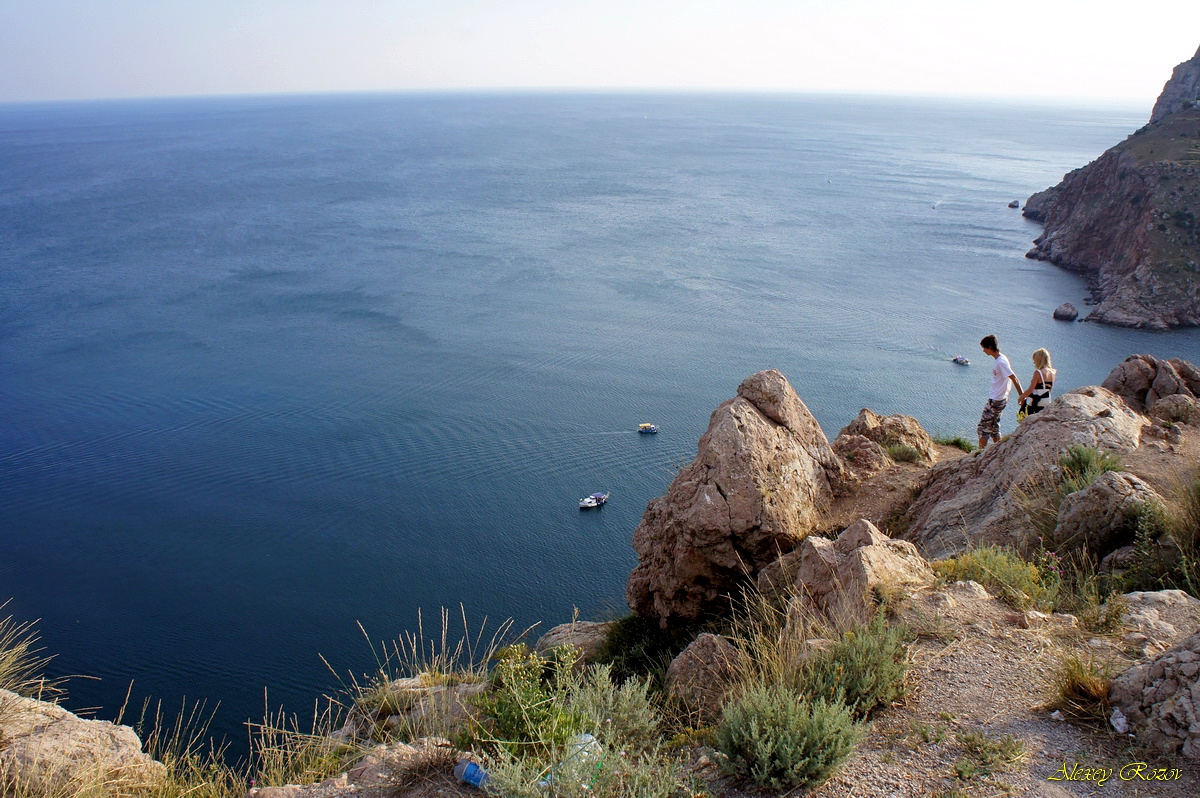 Обрывистые берега Балаклавы море Балаклава обрыв пейзаж Крым лето