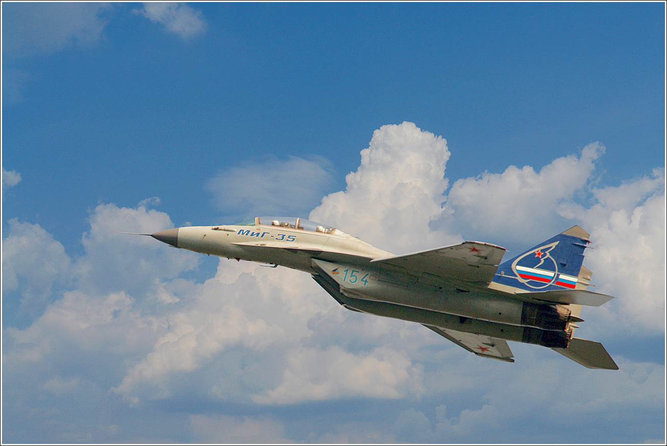 МиГ-35 МиГ-35 авиация самолет полёт Жуковский МАКС 2015