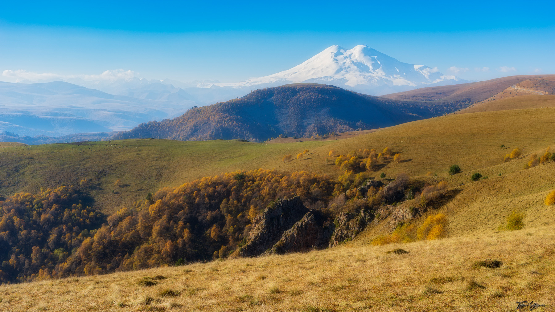По дороге на Эльбрус Кавказ Северный Эльбрус осень