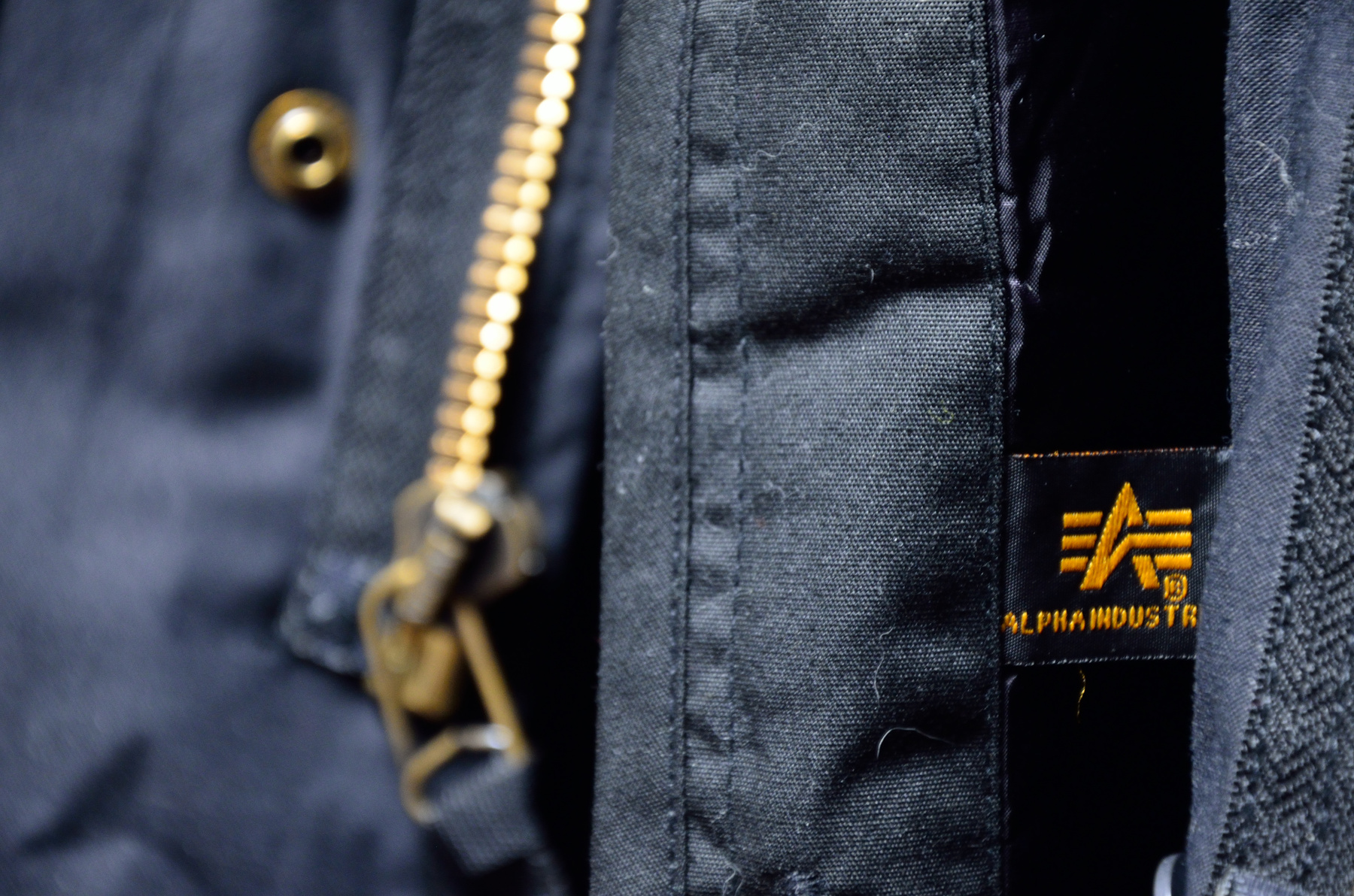 Alpha Industries, М65, ALS/92 Alpha Industries М65 лайнер подстёжка ALS 92 чёрный цвет логотип три полоски молния бегунок латунь заклёпка